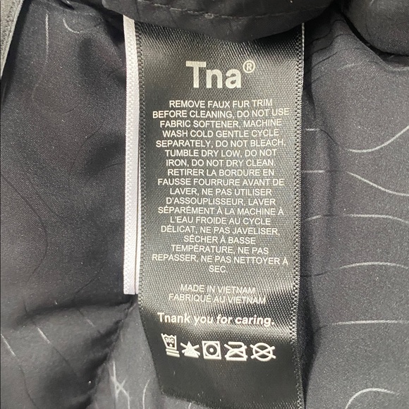 TNA St Anton Down Filled Camo Parka - Picture 13 of 14